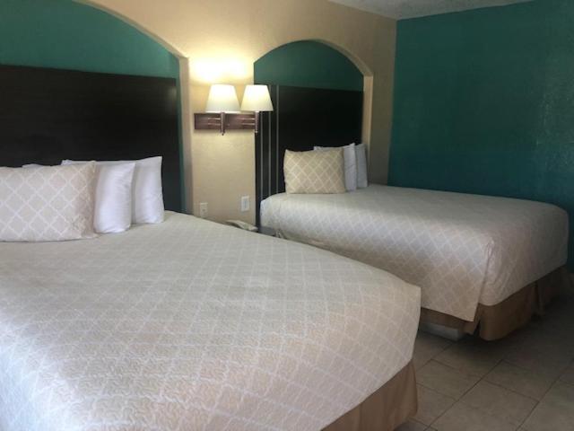 Pinn Road Inn And Suites Lackland Afb And Seaworld San Antonio Esterno foto