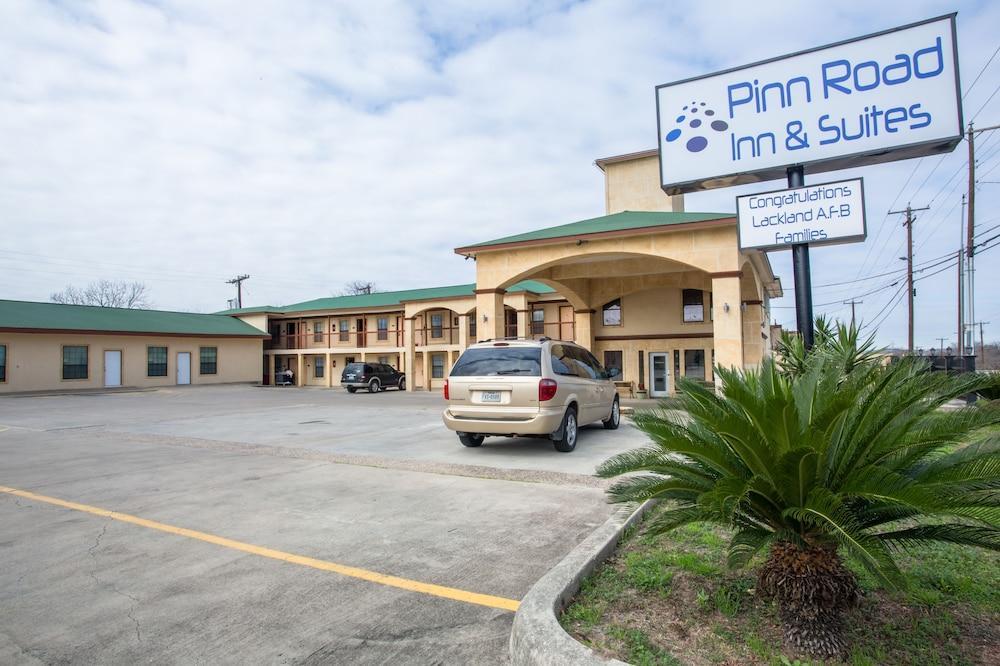 Pinn Road Inn And Suites Lackland Afb And Seaworld San Antonio Esterno foto